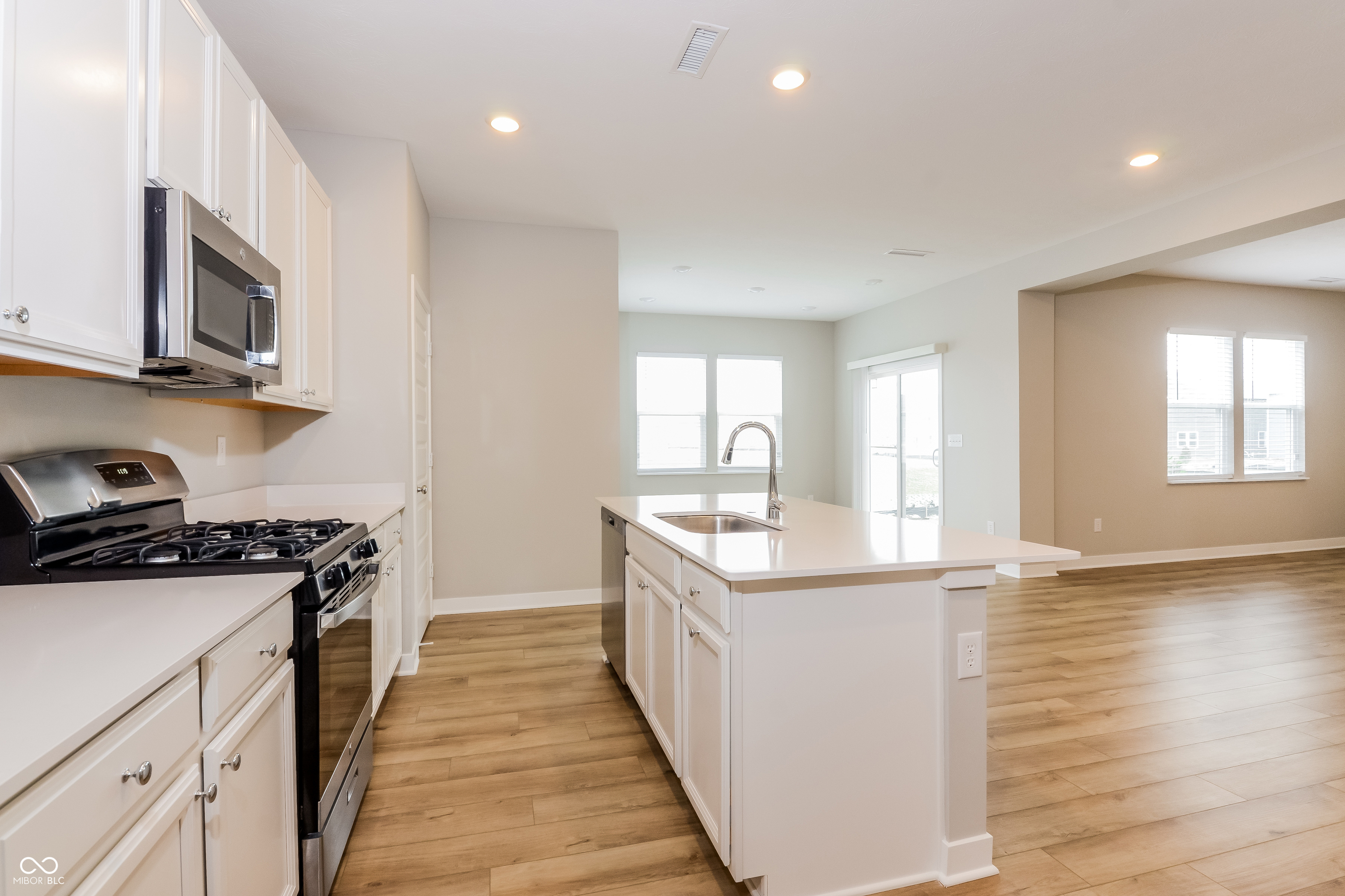 9225 Larson Drive Pendleton, IN 46064 - Photo 8 of 18