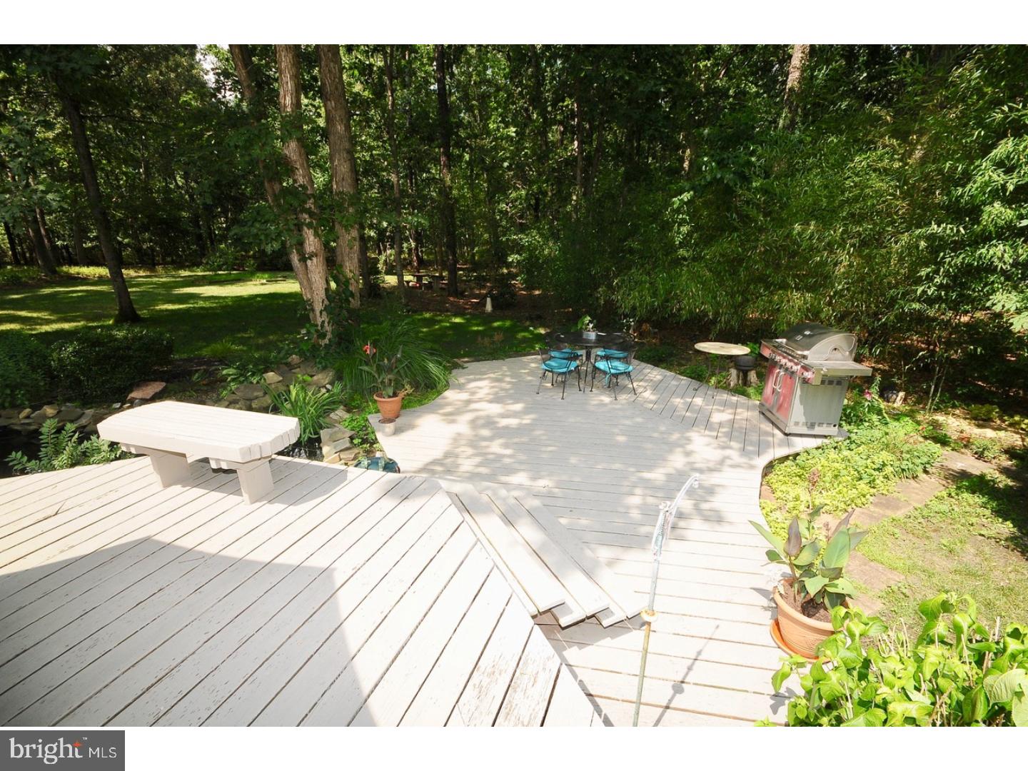 2024 Fairton Road Millville, NJ 08332 - Photo 9 of 24 Deck