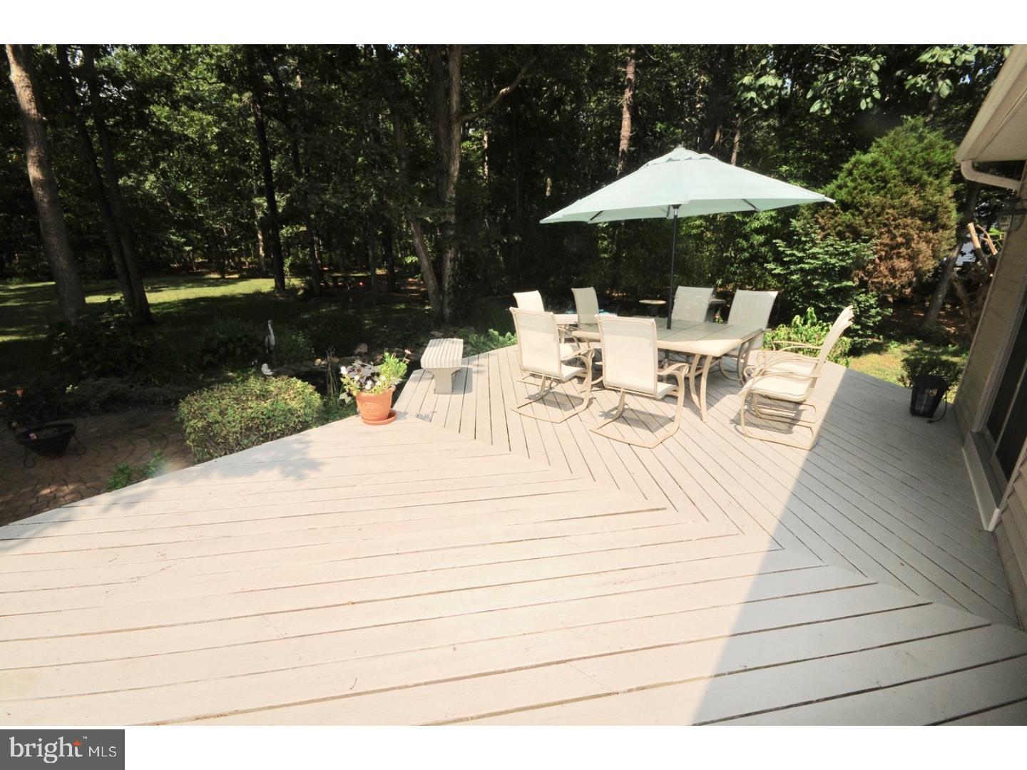 2024 Fairton Road Millville, NJ 08332 - Photo 10 of 24 Deck