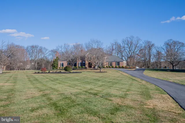 $1,550,000 | 13738 Lakeside Drive, Clarksville, MD 21029