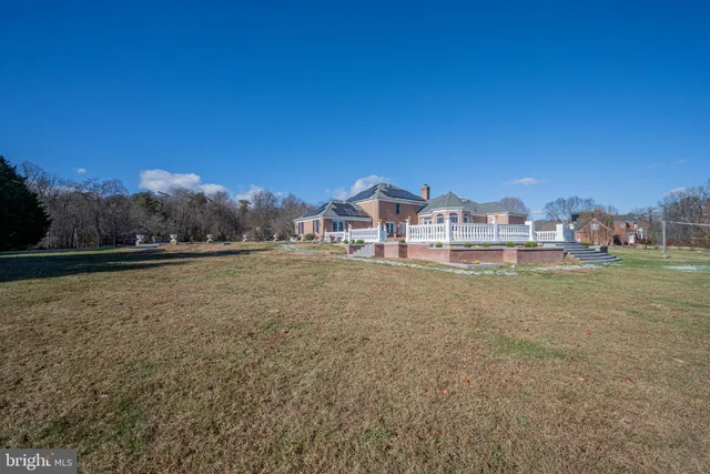 $1,550,000 | 13738 Lakeside Drive, Clarksville, MD 21029