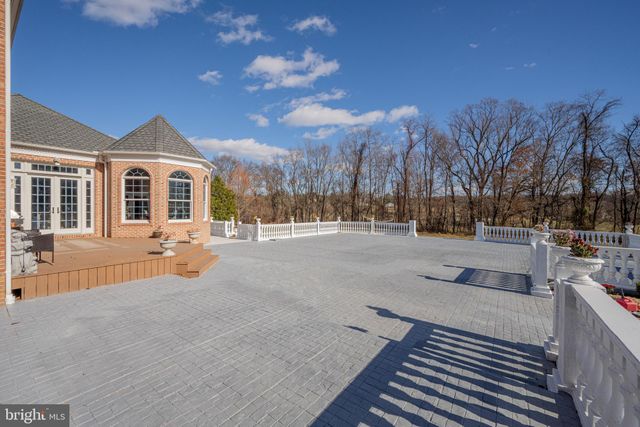 $1,550,000 | 13738 Lakeside Drive, Clarksville, MD 21029