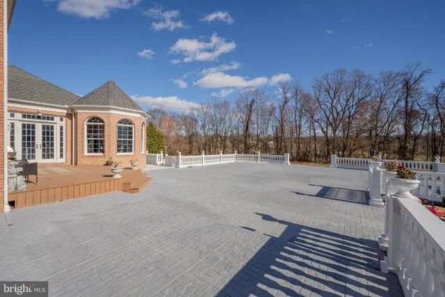 $1,550,000 | 13738 Lakeside Drive, Clarksville, MD 21029