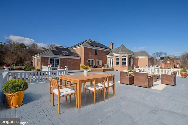 $1,550,000 | 13738 Lakeside Drive, Clarksville, MD 21029