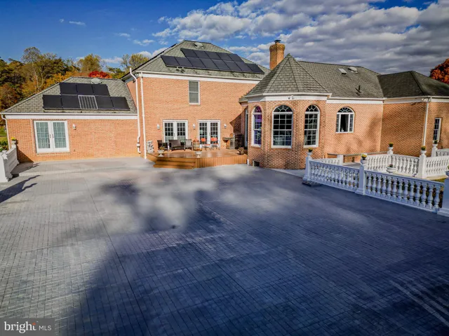 $1,550,000 | 13738 Lakeside Drive, Clarksville, MD 21029