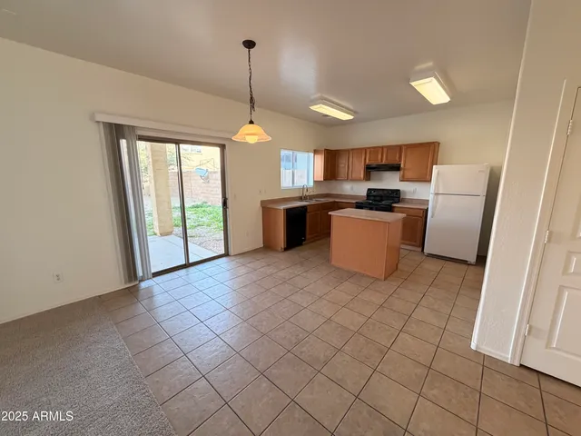 $1,599 | 422 East Saddle Way, San Tan Valley, AZ 85143