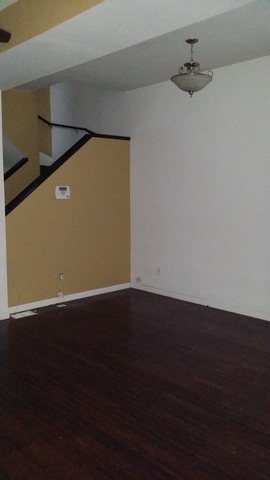 944 West 32nd Street Chicago, IL 60608 - Photo 3 of 12