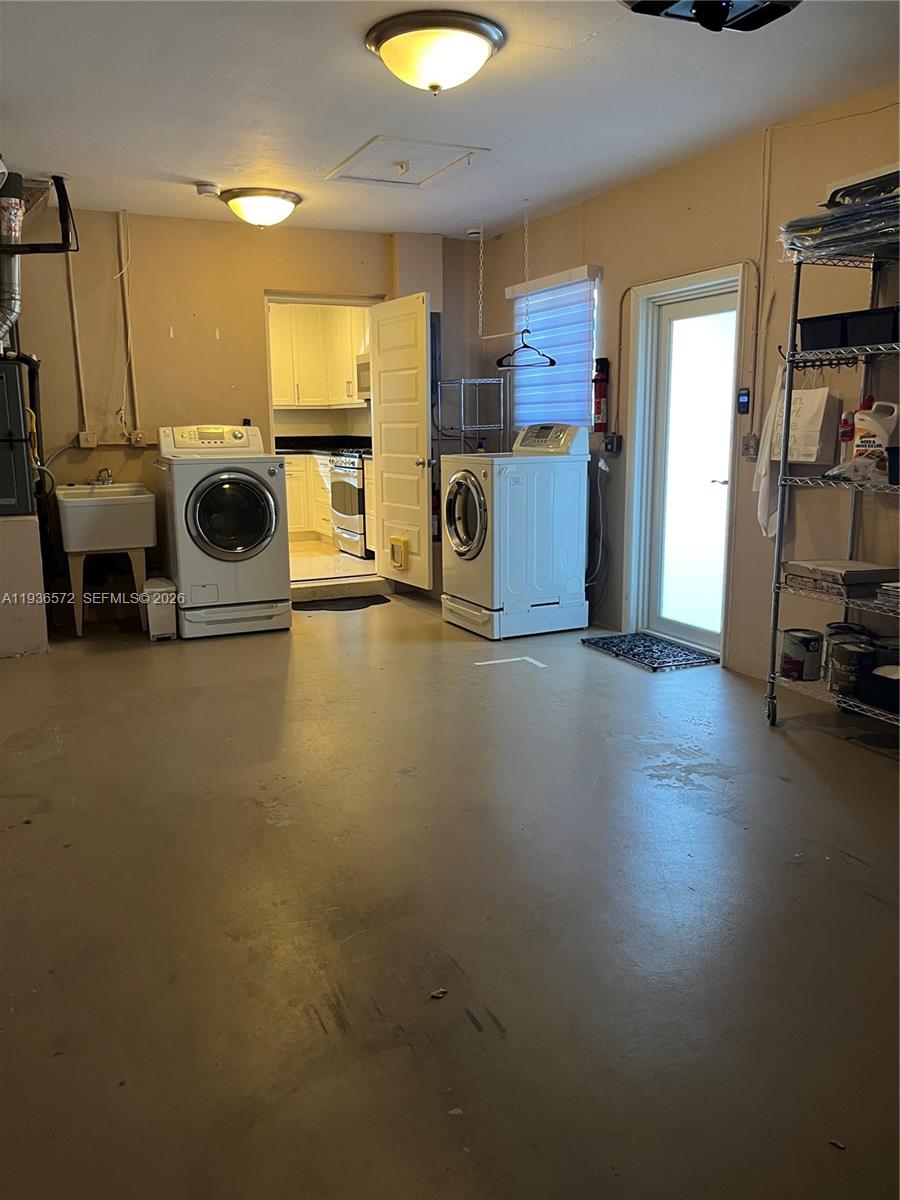 3912 Garfield Street Hollywood, FL 33021 - Photo 23 of 24