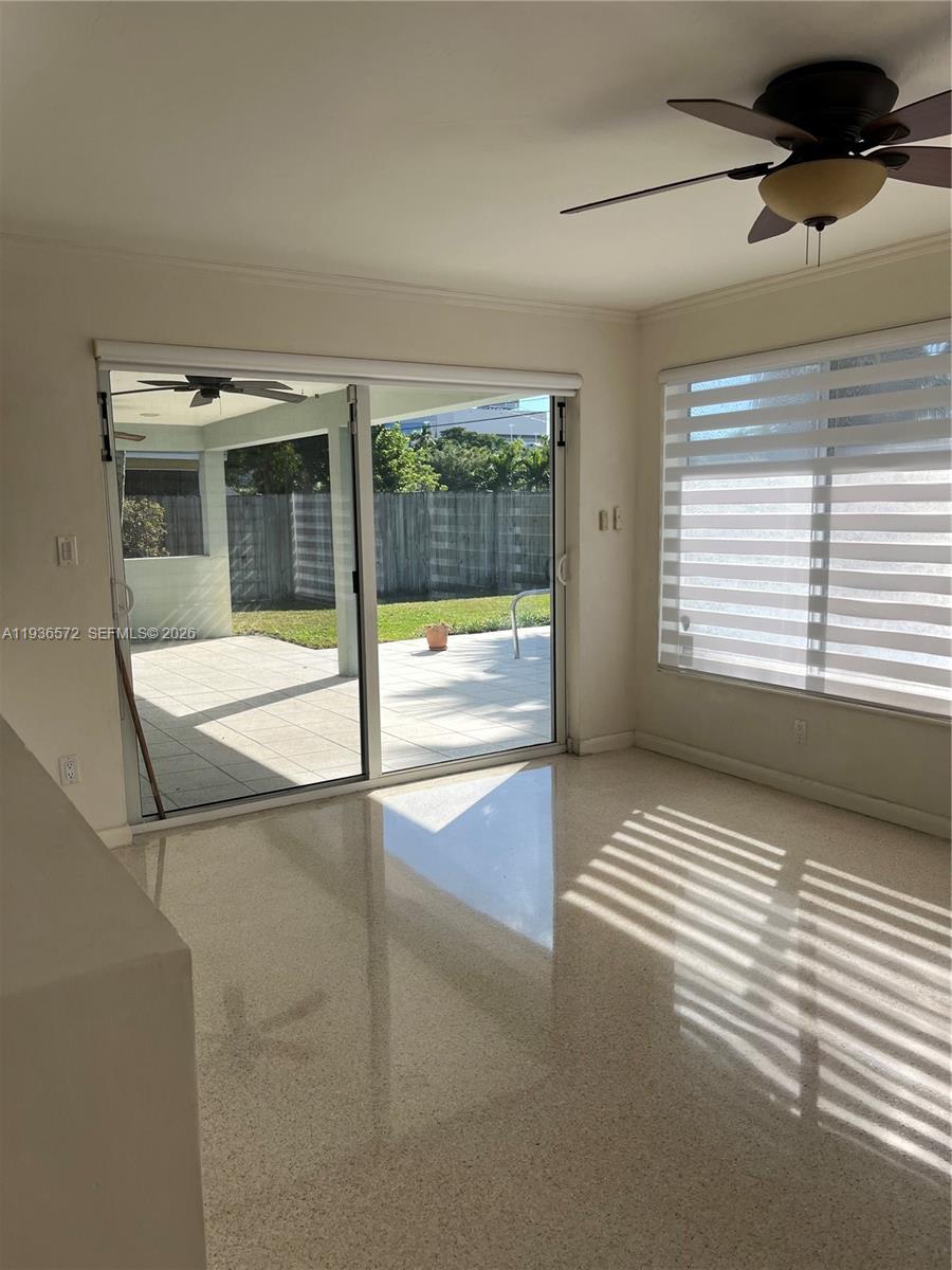 3912 Garfield Street Hollywood, FL 33021 - Photo 6 of 24