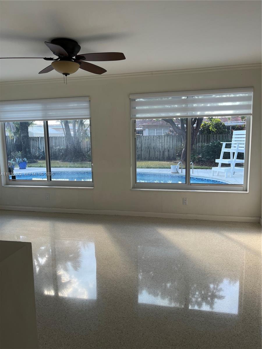 3912 Garfield Street Hollywood, FL 33021 - Photo 7 of 24