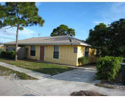 901 West 36th Street Riviera Beach, FL 33404 - Photo 1 of 7 Primary Photo