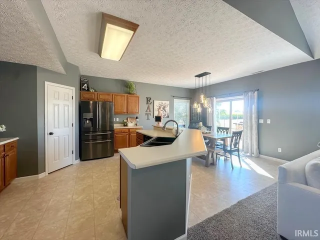 $599,900 | 2721 East 100 South, Tipton, IN 46072