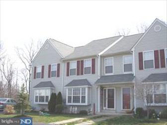 210 Springvalley Way Aston, PA 19014 - Photo 2 of 3 Gallery Image 2