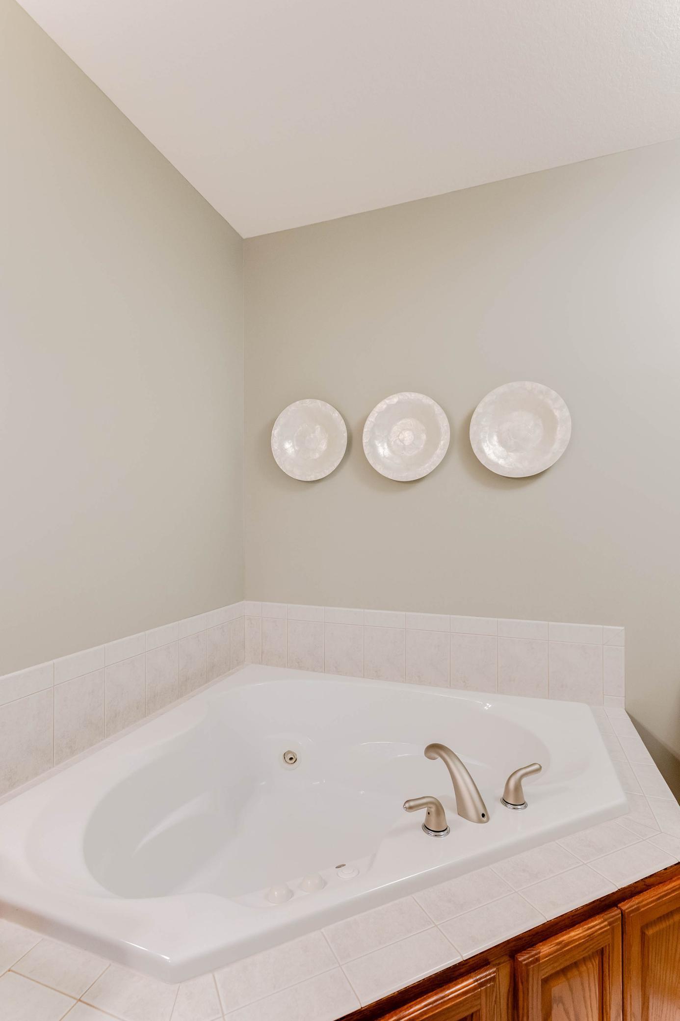 8958 Coffman Path Inver Grove Heights, MN 55076 - Photo 27 of 54 Gallery Image 27