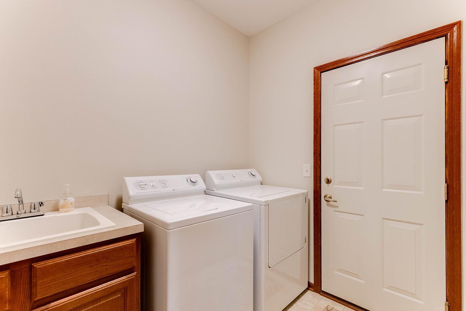 8958 Coffman Path Inver Grove Heights, MN 55076 - Photo 32 of 54 Gallery Image 32