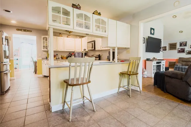 $450,000 | 433 Foster Lake Road, Blacksburg, SC 29702