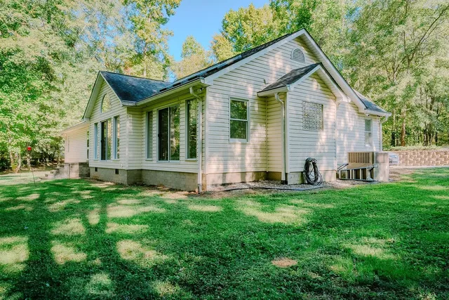 $450,000 | 433 Foster Lake Road, Blacksburg, SC 29702