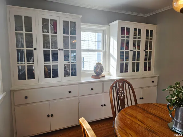 $169,900 | 310 North Ave B, Canton, IL 61520