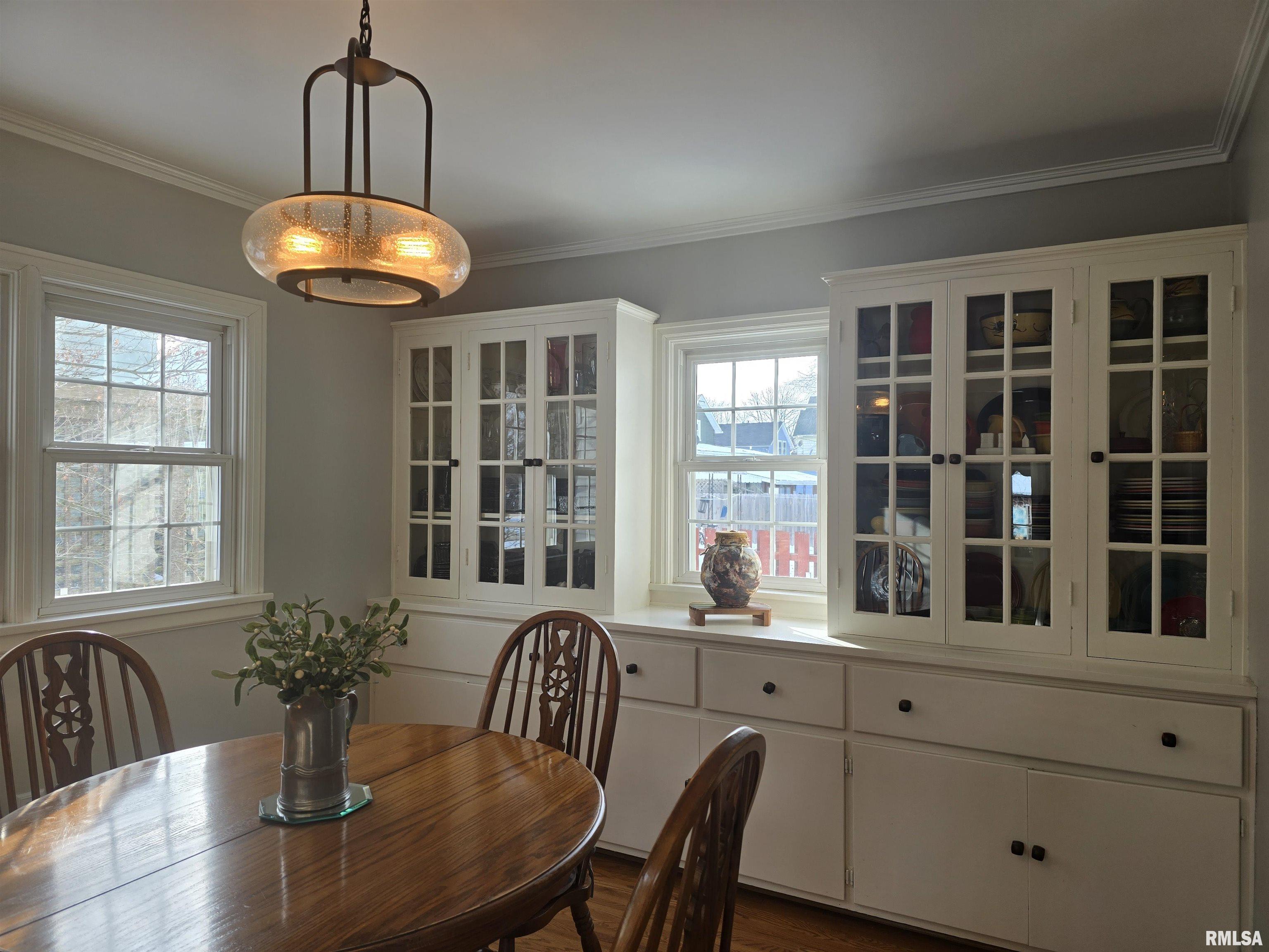 310 North Ave B Canton, IL 61520 - Photo 18 of 77