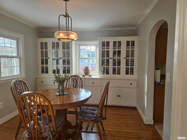 $169,900 | 310 North Ave B, Canton, IL 61520