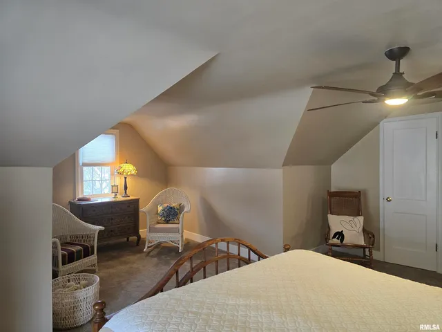 $169,900 | 310 North Ave B, Canton, IL 61520