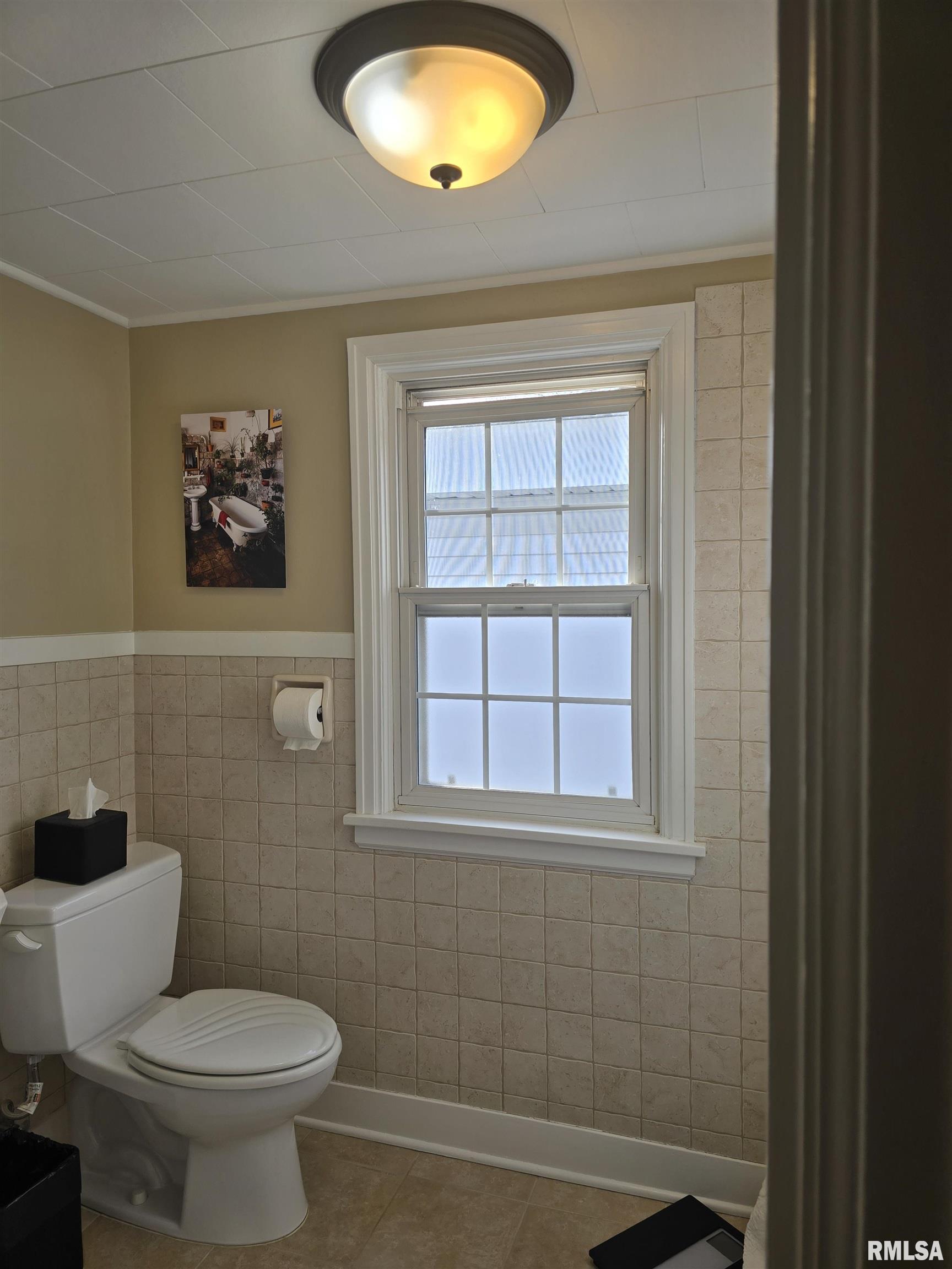 310 North Ave B Canton, IL 61520 - Photo 51 of 77