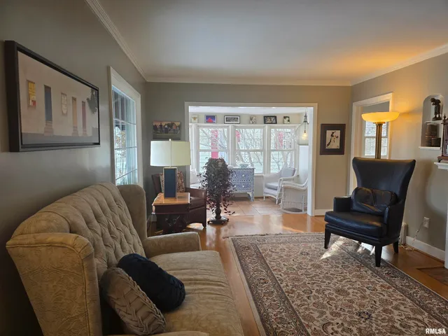 $169,900 | 310 North Ave B, Canton, IL 61520