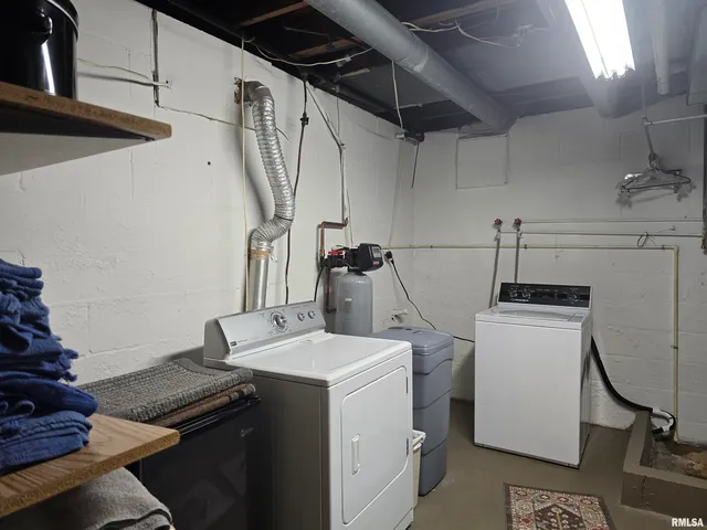 $169,900 | 310 North Ave B, Canton, IL 61520