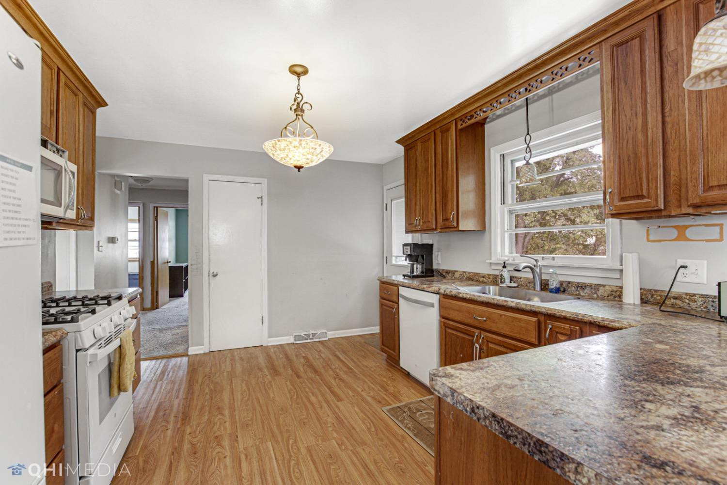 1831 North Rensselaer Street Griffith, IN 46319 - Photo 7 of 21 1500x1000