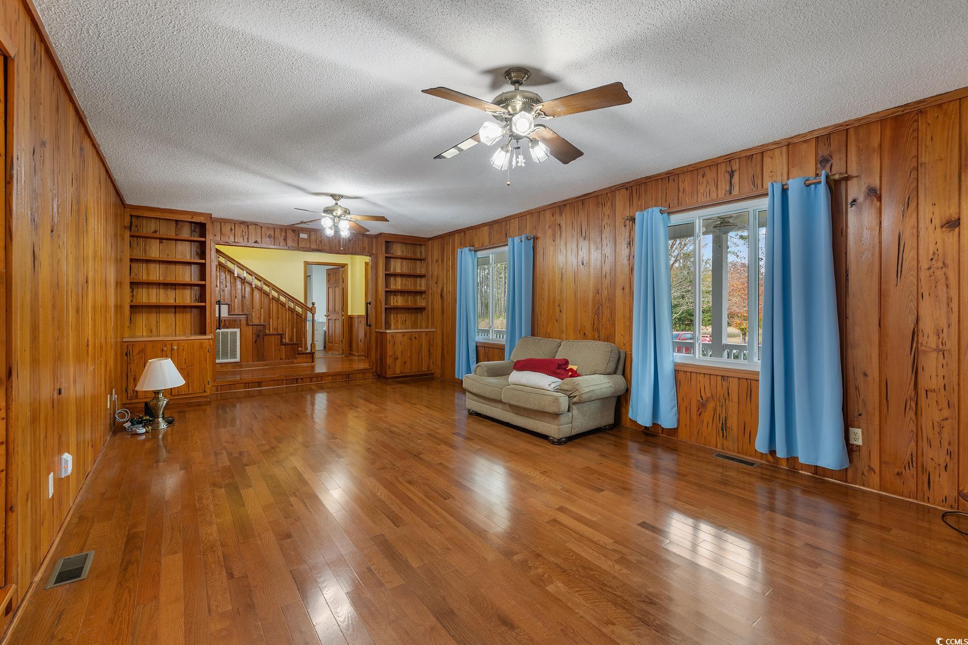 4039 Walker Road Georgetown, SC 29440 - Photo 3 of 40 Gallery Image 3