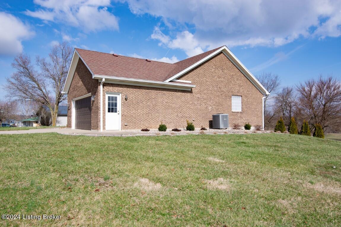 11724 Rineyville Road Vine Grove, KY 40175 - Photo 39 of 122 11724 Rineyville Rd-14