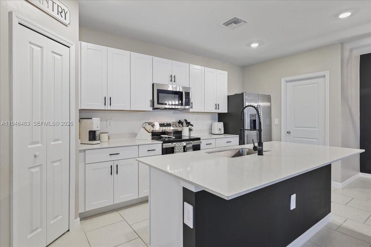 19771 Garden Rdg Court Lehigh Acres, FL 33936 - Photo 10 of 49