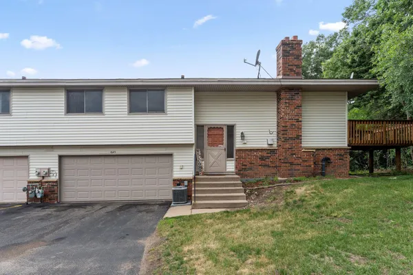 $254,999 | 1645 Hickory Lane, St. Paul, MN 55122