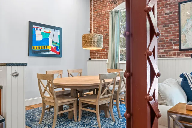 $875,000 | 6 Quartermaster Court, Portland, ME 04109