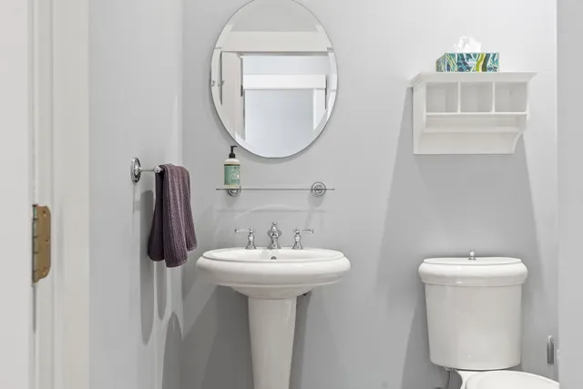 $875,000 | 6 Quartermaster Court, Portland, ME 04109