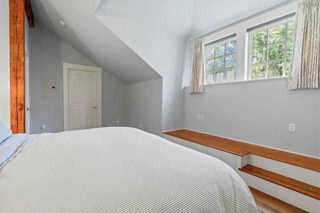 $875,000 | 6 Quartermaster Court, Portland, ME 04109