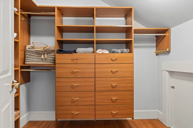 $875,000 | 6 Quartermaster Court, Portland, ME 04109