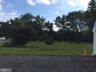 1829 Middleborough Road Baltimore, MD 21221 - Photo 20 of 20 a view of a park