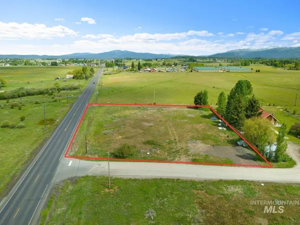 $765,000 | 4 Pleasant Acres Drive, McCall, ID 83638