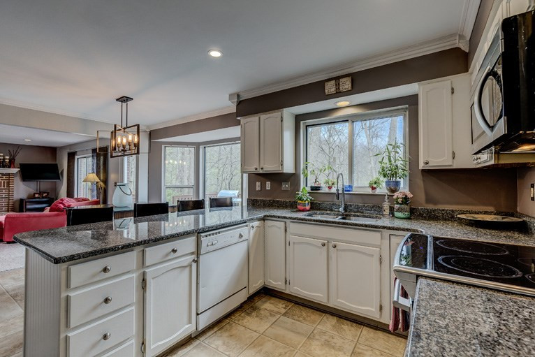 2040 Amsterdam Road Fort Mitchell, KY 41017 - Photo 6 of 21