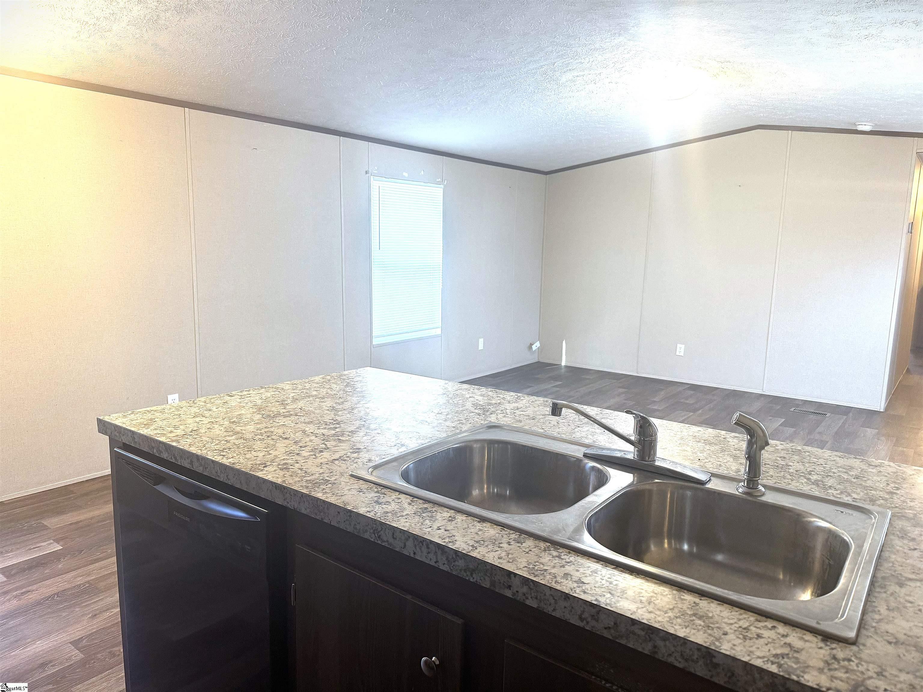 402 Railroad Street Union, SC 29379 - Photo 6 of 15