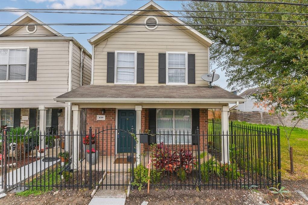 1018 Ruthven Street Houston, TX 77019 - Photo 1 of 15