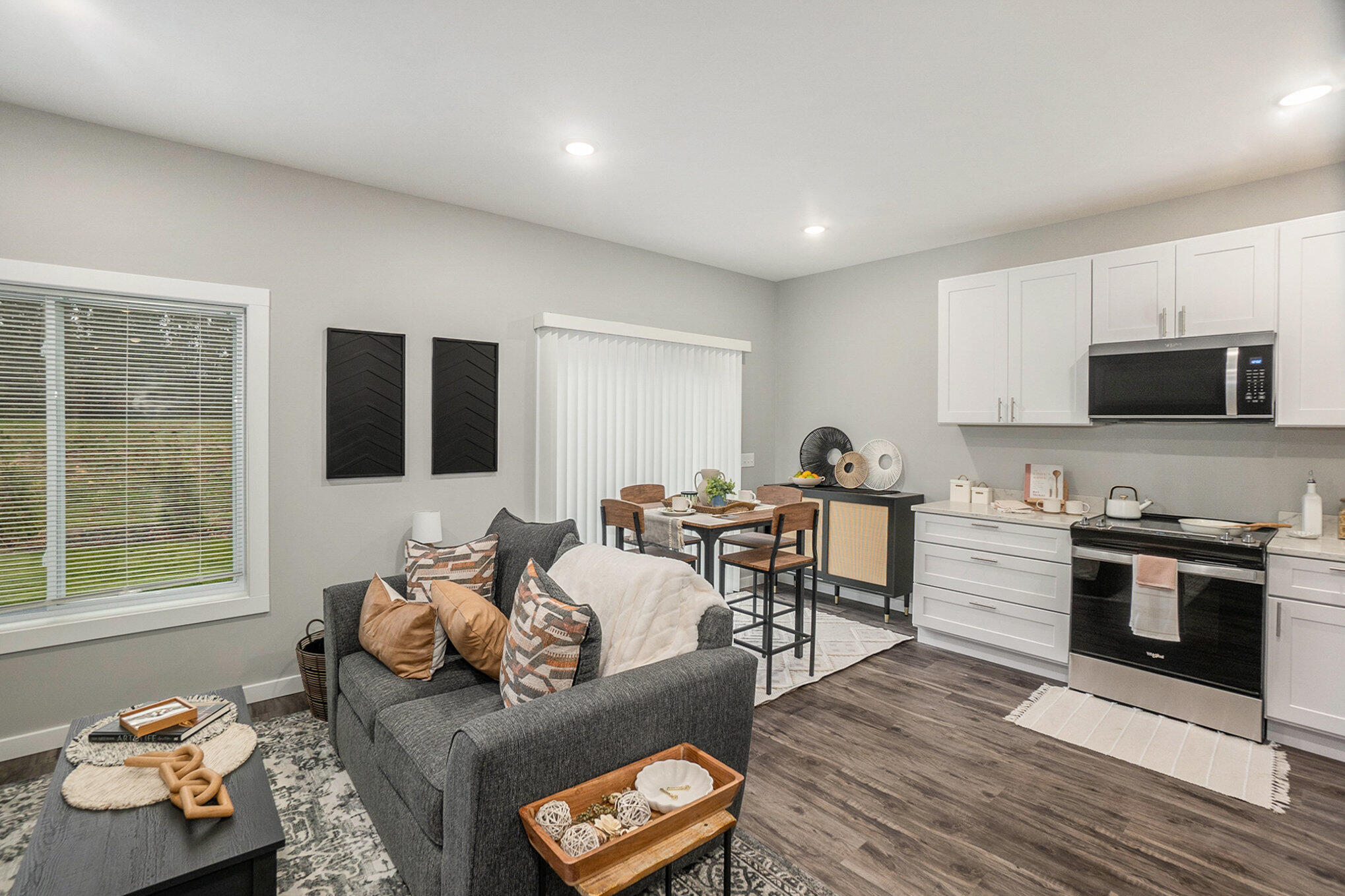 887 Rex Street Fremont, MI 49412 - Photo 6 of 19 004_dsc04284_477