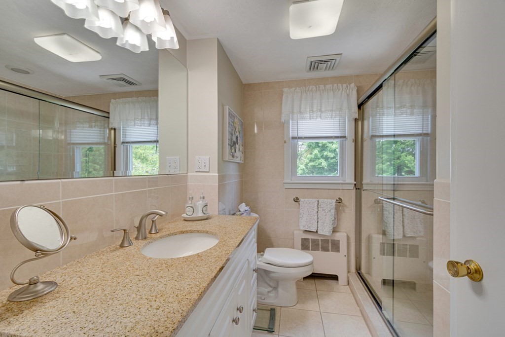 8 Frances Road Woburn, MA 01801 - Photo 24 of 33