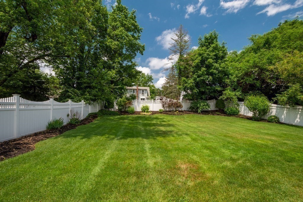8 Frances Road Woburn, MA 01801 - Photo 30 of 33