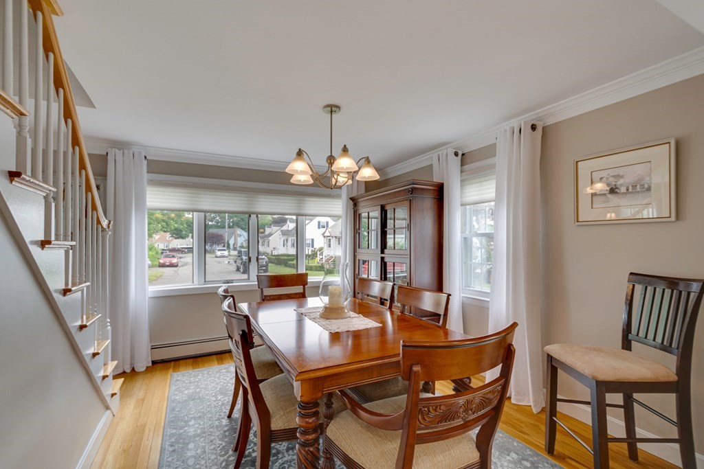 8 Frances Road Woburn, MA 01801 - Photo 7 of 33