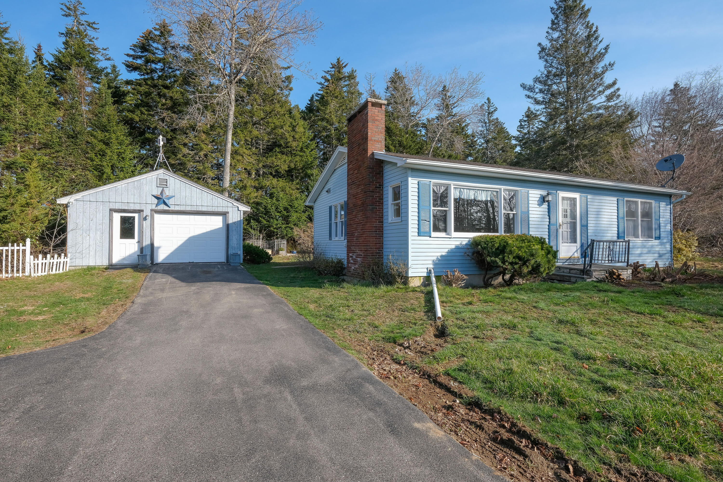 62 Quaco Road Deer Isle, ME 04627 - Photo 4 of 41 62QuacoRd-24