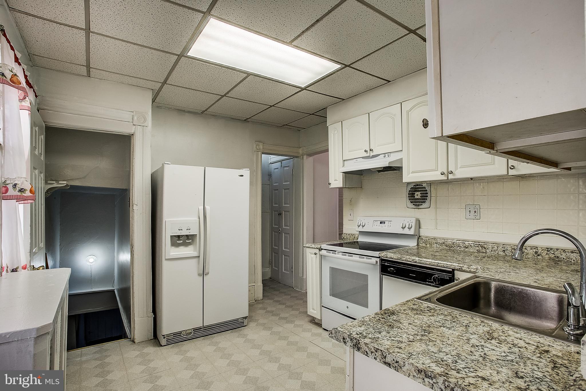 19 Perdicaris Place Trenton, NJ 08618 - Photo 11 of 35 Gallery Image 11