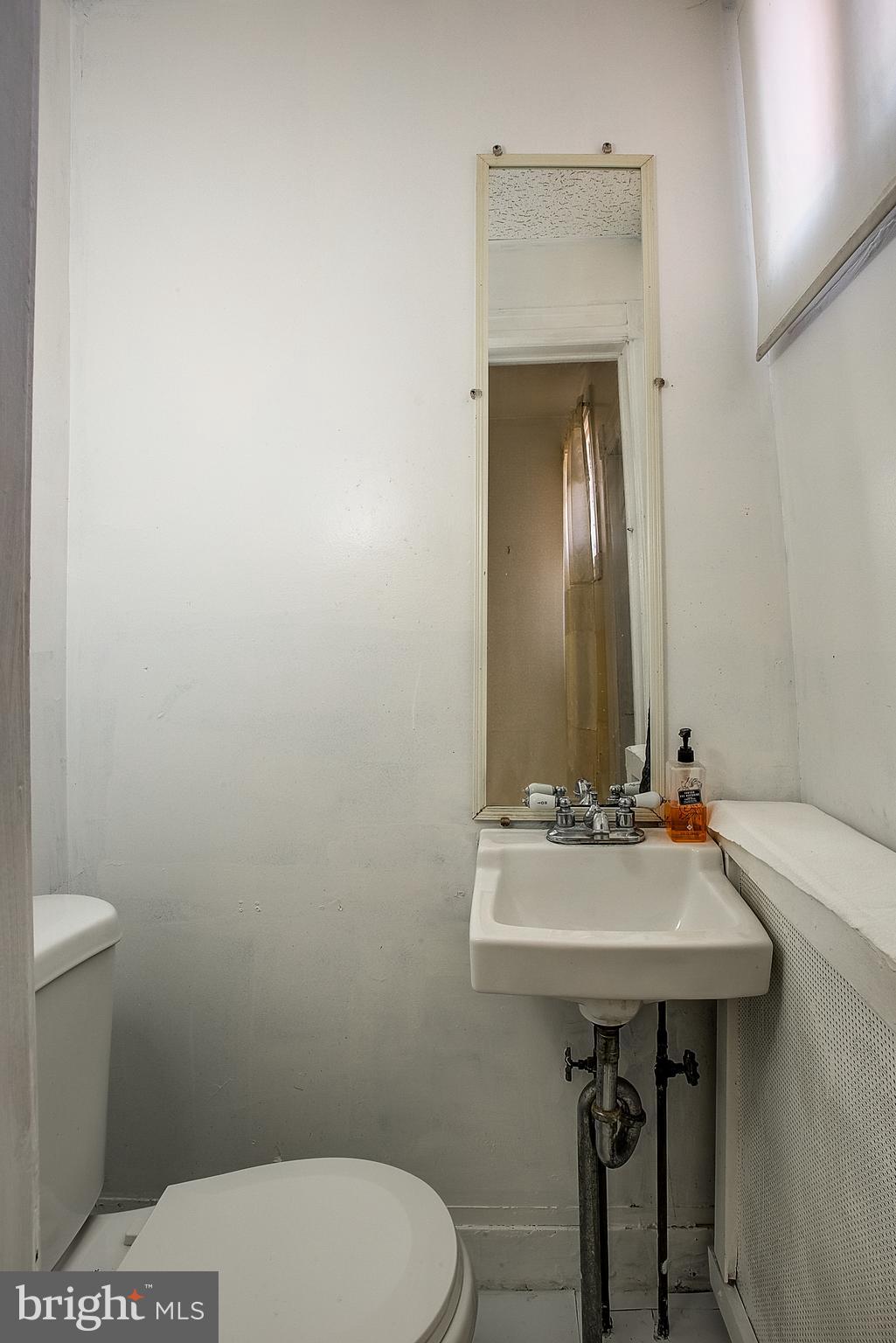 19 Perdicaris Place Trenton, NJ 08618 - Photo 13 of 35 Gallery Image 13