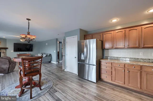 $429,000 | 385 Torrey Pines Drive, Mount Wolf, PA 17347